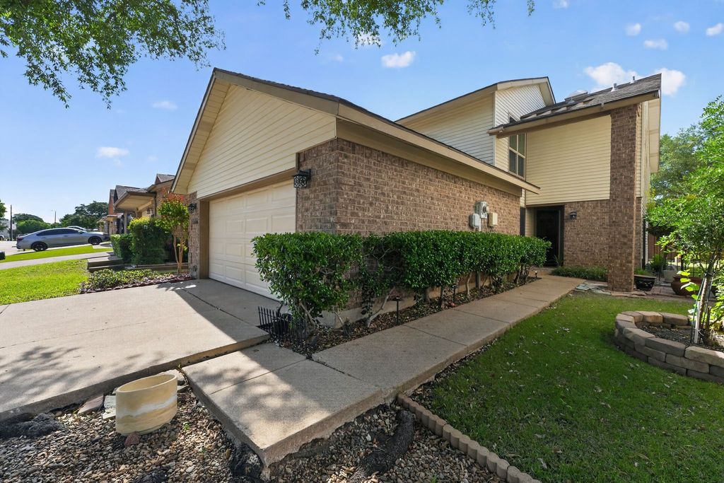 2416 Mira Drive, Garland, TX 75044