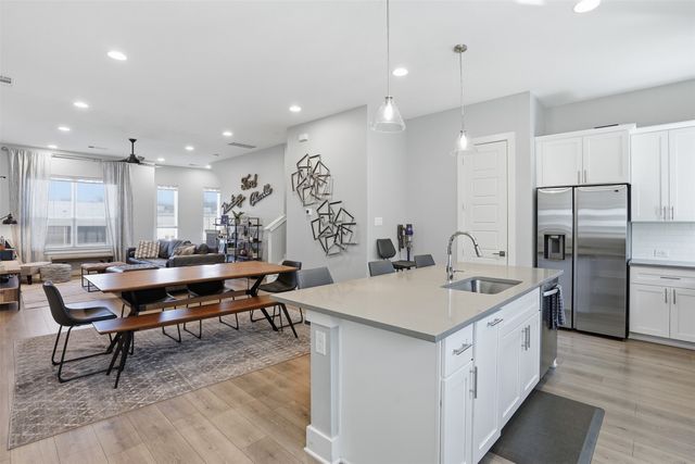 2804 Addison Park Lane, Fort Worth, TX 76110