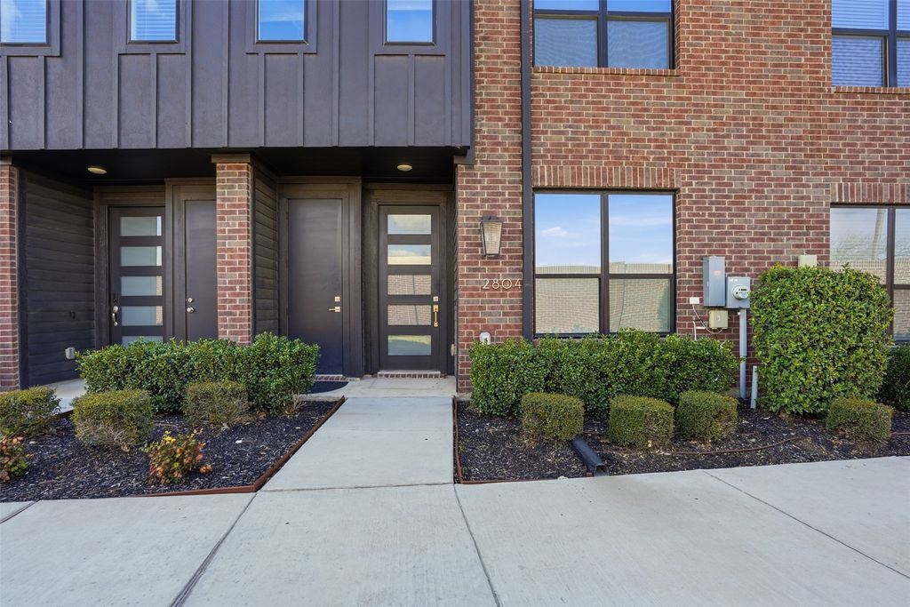 2804 Addison Park Lane, Fort Worth, TX 76110