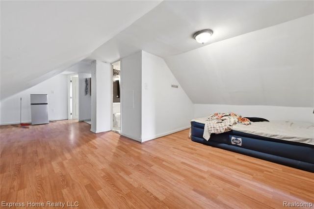 3237 Trowbridge Street, Hamtramck, MI 48212