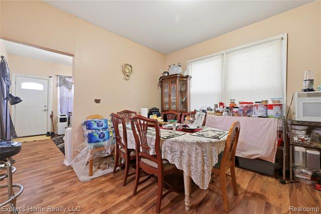 3237 Trowbridge Street, Hamtramck, MI 48212