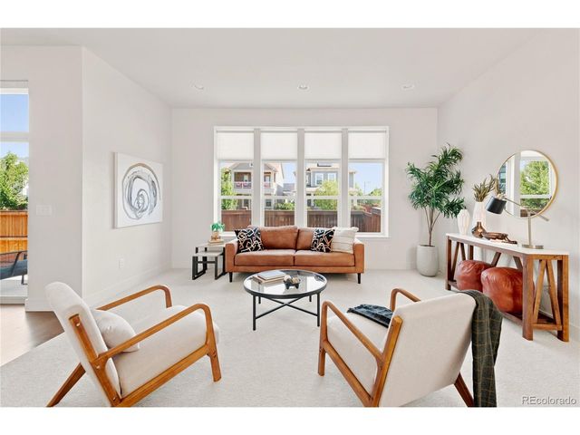 2595 Joliet St, Aurora, CO 80010