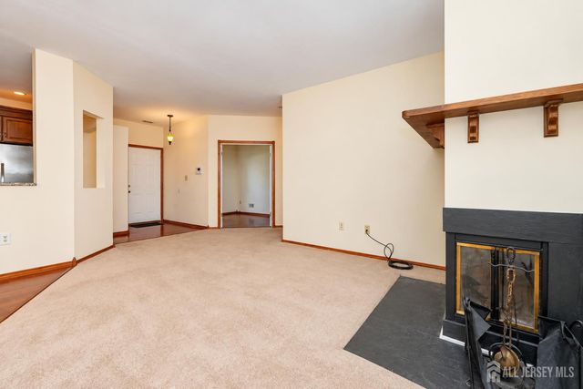7381 Elm Court, South Brunswick, NJ 08852