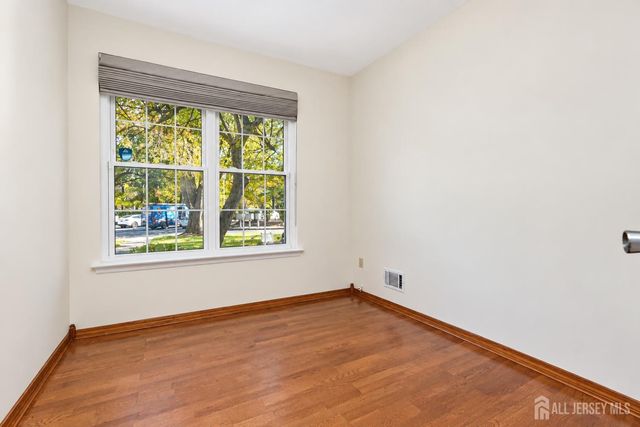 7381 Elm Court, South Brunswick, NJ 08852