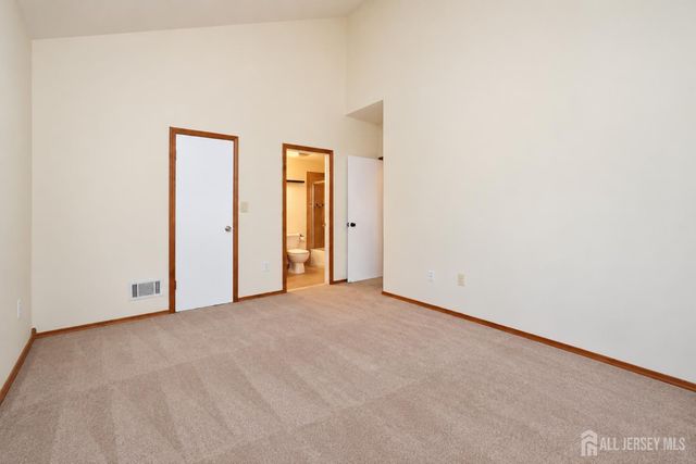7381 Elm Court, South Brunswick, NJ 08852