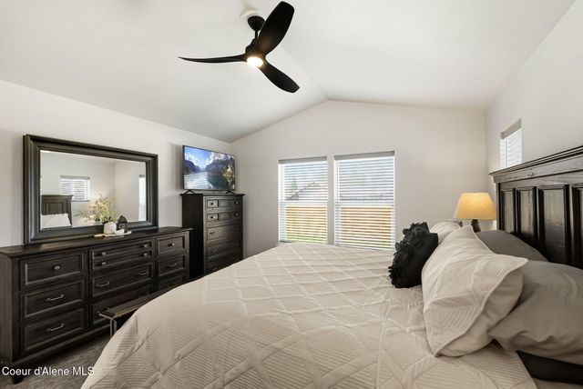1667 Irvine WAY, Sandpoint, ID 83864