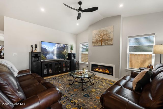 1667 Irvine WAY, Sandpoint, ID 83864