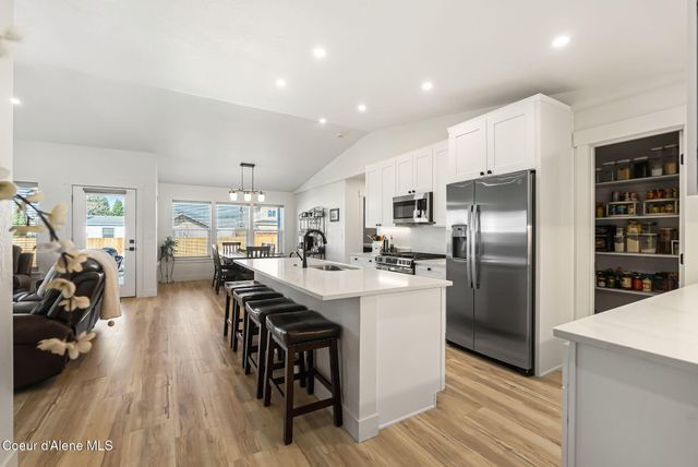 1667 Irvine WAY, Sandpoint, ID 83864