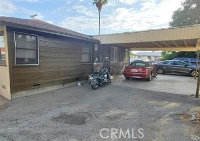 1578 Pumalo, San Bernardino, CA 92404