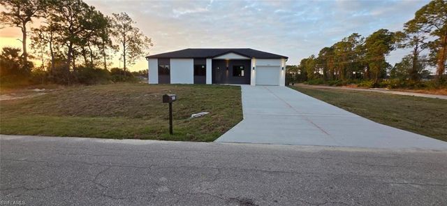 1016 Butler ST E, Lehigh Acres, FL 33974