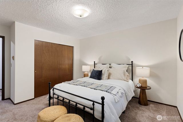 9545 Interlake Avenue N, Seattle, WA 98103