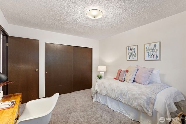 9545 Interlake Avenue N, Seattle, WA 98103