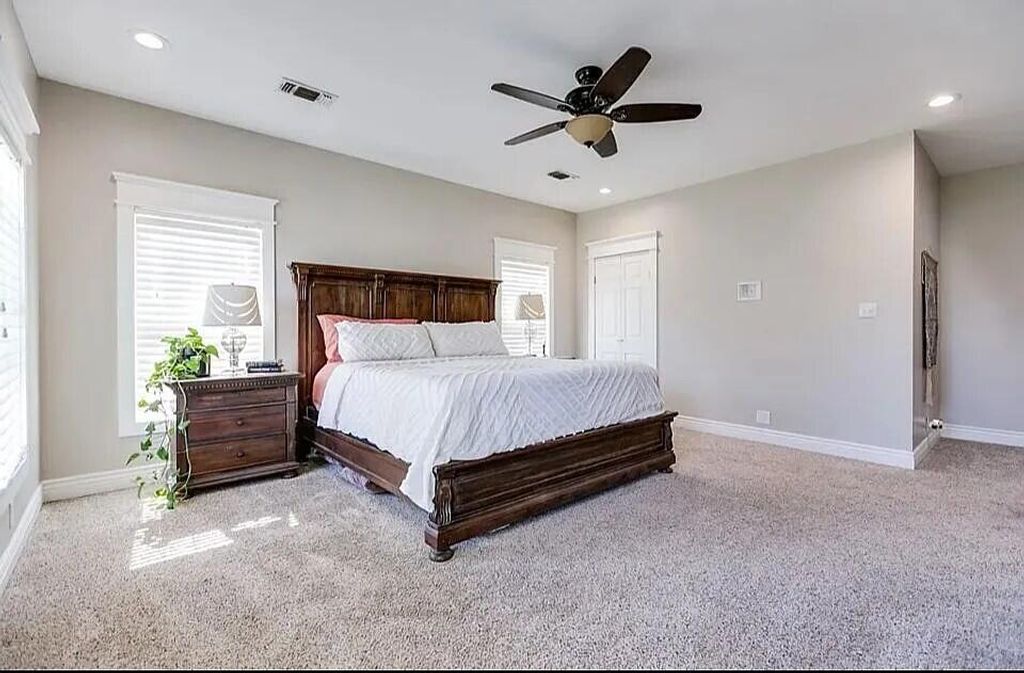 Image 12 of property listing at 15555 Deer Valley Loop, Carlsbad, TX 76934