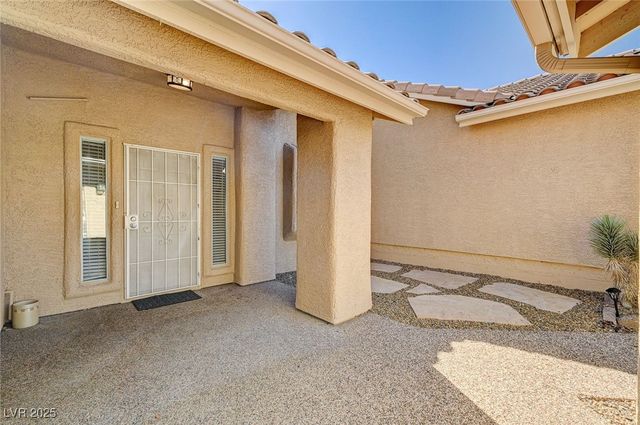 9333 Mount Cherie Avenue 102, Las Vegas, NV 89129