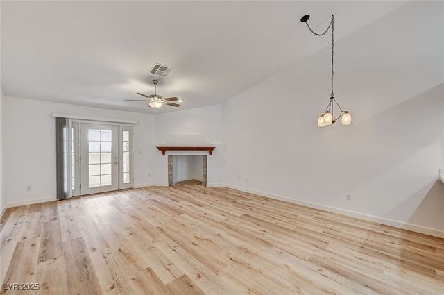 9333 Mount Cherie Avenue 102, Las Vegas, NV 89129