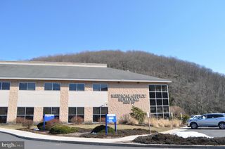 100 SCHUYLKILL MEDICAL PLAZA, SUITE 106-108, Pottsville, PA 17901