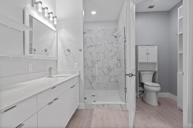 2742 Kinsington Circle, Weston, FL 33332