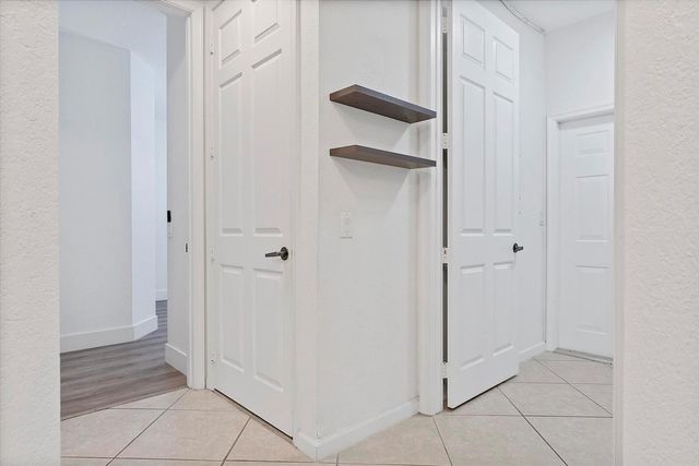 2742 Kinsington Circle, Weston, FL 33332