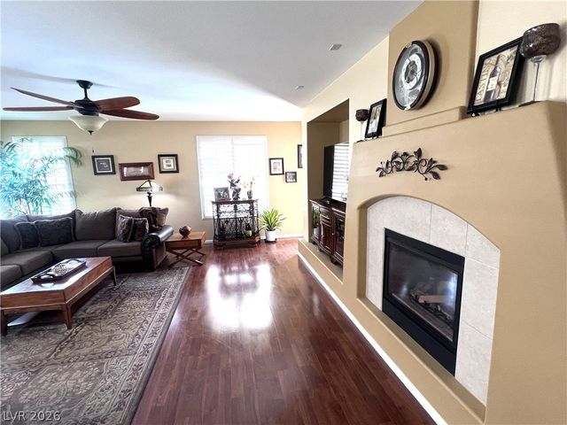 8313 Weeping Springs Avenue, Las Vegas, NV 89131