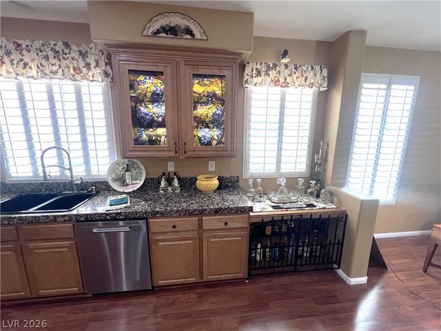 8313 Weeping Springs Avenue, Las Vegas, NV 89131