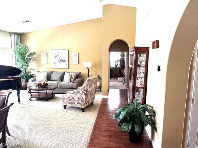 8313 Weeping Springs Avenue, Las Vegas, NV 89131