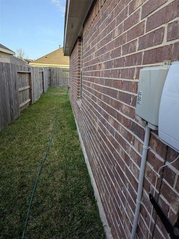 20855 Cropani Shadow Drive, New Caney, TX 77357