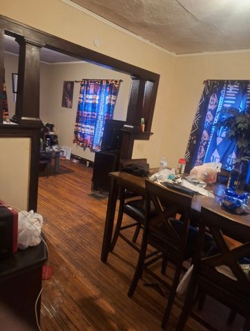 910 Furman Street, Rockford, IL 61101