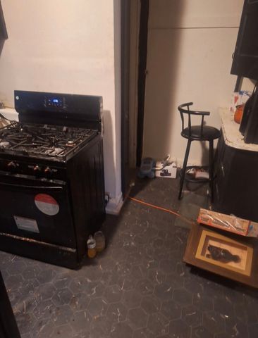 910 Furman Street, Rockford, IL 61101