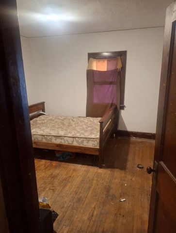 910 Furman Street, Rockford, IL 61101