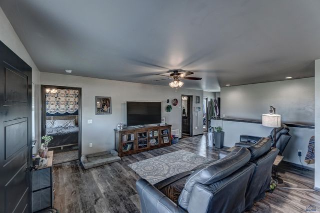 13793 CONESTOGA LOOP, Piedmont, SD 57769