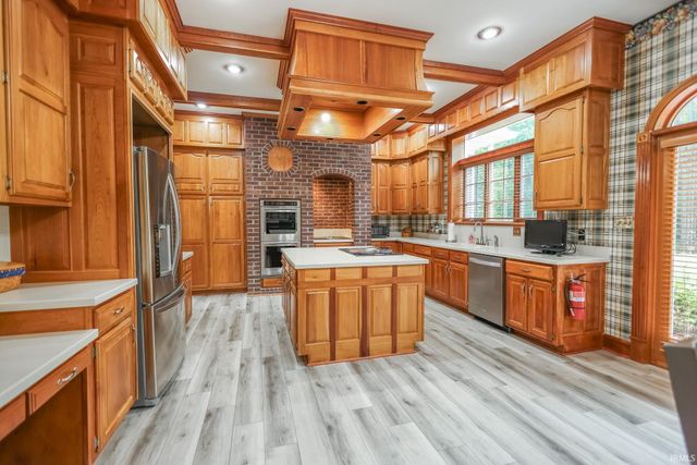 157 The Woods, Bedford, IN 47421