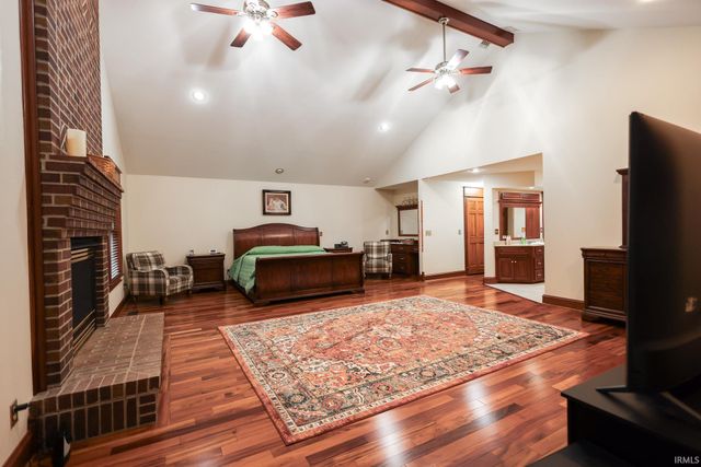 157 The Woods, Bedford, IN 47421