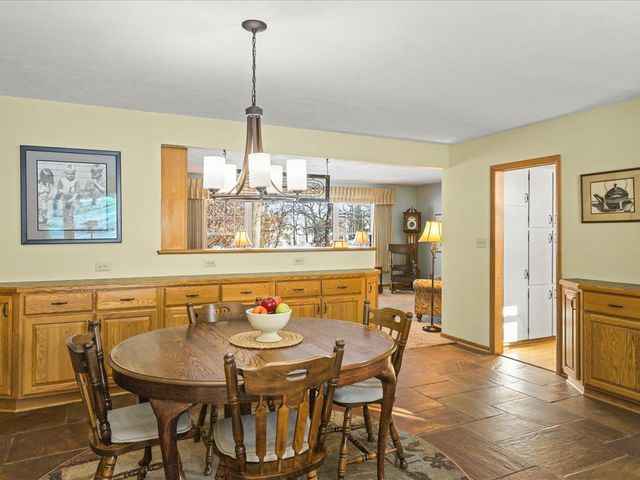 3708 Bee Lane, Beloit, WI 53511