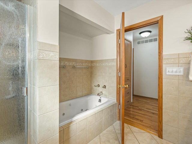 3708 Bee Lane, Beloit, WI 53511