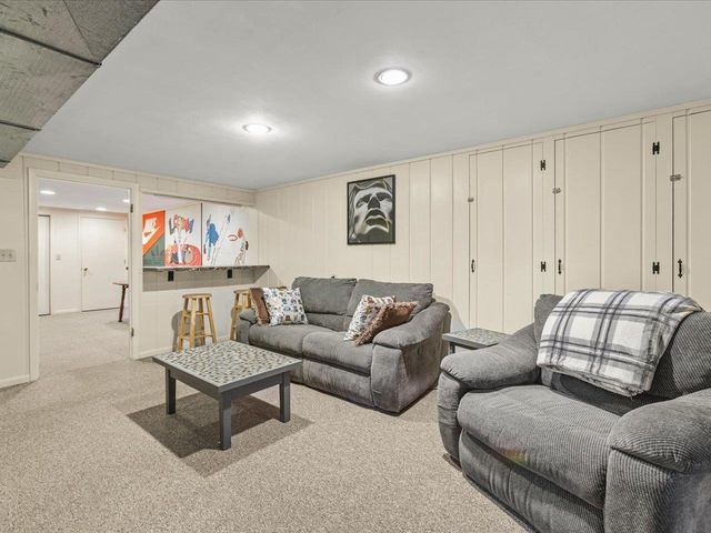 3708 Bee Lane, Beloit, WI 53511