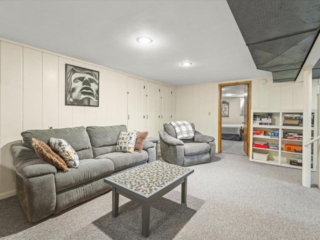 3708 Bee Lane, Beloit, WI 53511