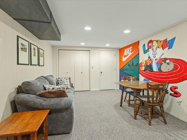 3708 Bee Lane, Beloit, WI 53511