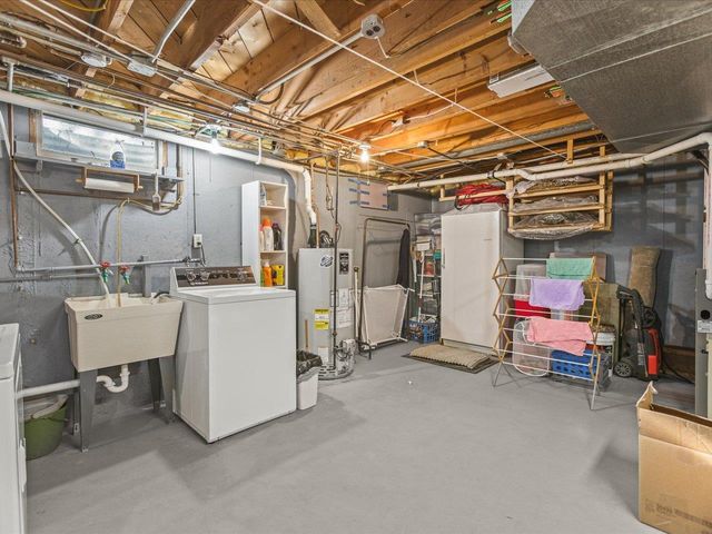 3708 Bee Lane, Beloit, WI 53511