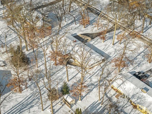 3708 Bee Lane, Beloit, WI 53511