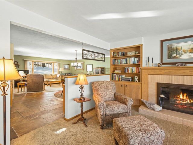 3708 Bee Lane, Beloit, WI 53511