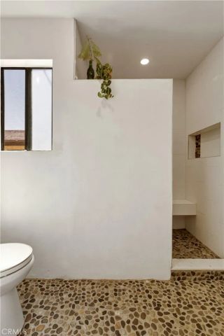 8933 Willis 15, Panorama City, CA 91402