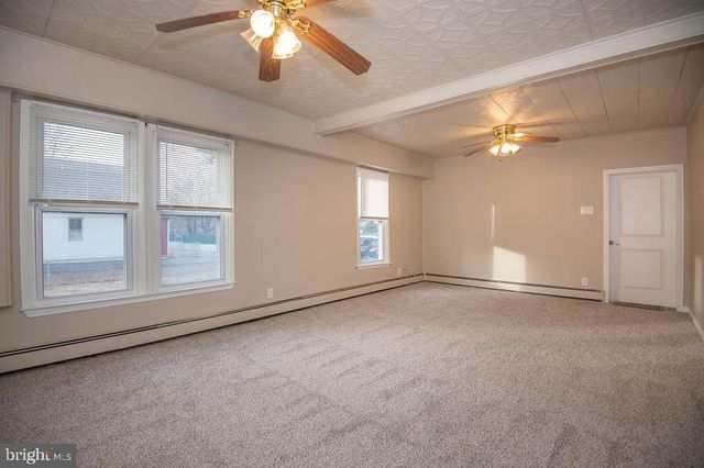 4 FORREST AVE, Wilmington, DE 19805