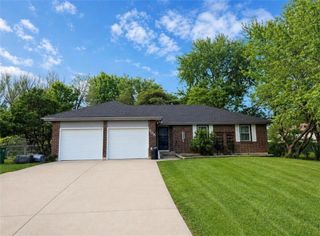 505 Arena Drive, Peculiar, MO 64078