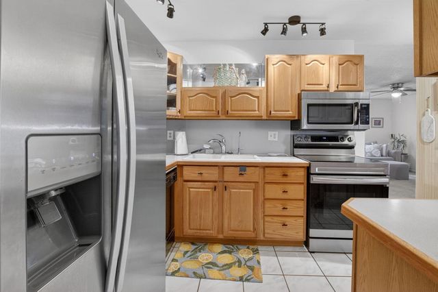 1803 SW 22nd Way, Boynton Beach, FL 33426