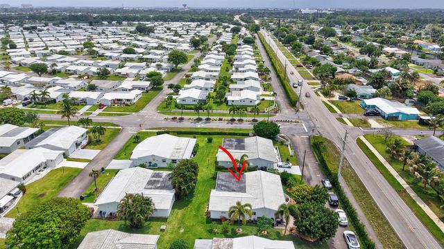 1803 SW 22nd Way, Boynton Beach, FL 33426