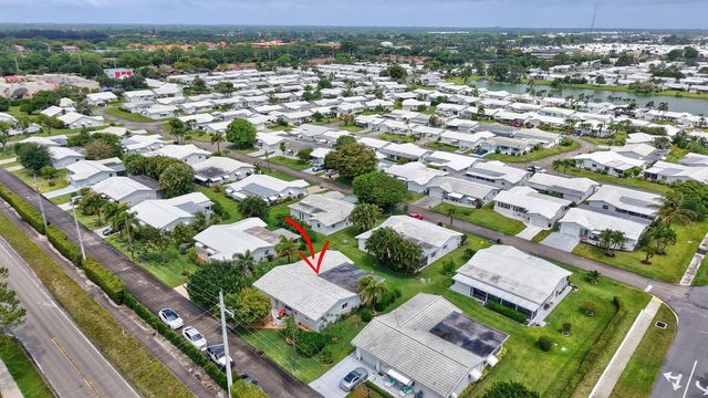1803 SW 22nd Way, Boynton Beach, FL 33426