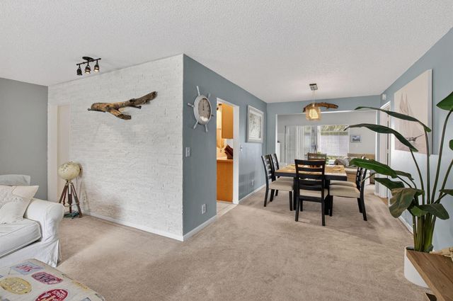1803 SW 22nd Way, Boynton Beach, FL 33426