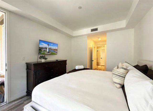 150 The Promenade North, Long Beach, CA 90802