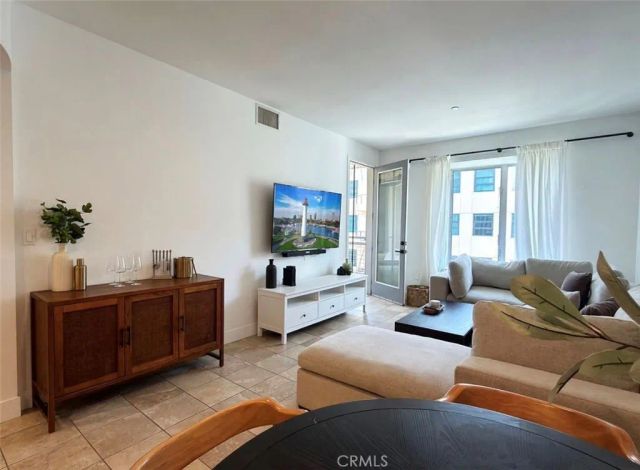 150 The Promenade North, Long Beach, CA 90802