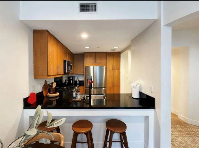 150 The Promenade North, Long Beach, CA 90802